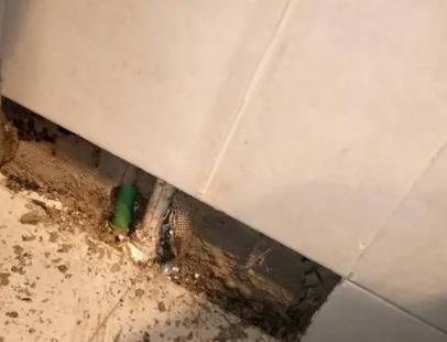 光山楼顶漏水维修公司分享下修复水管漏水的几种小方法